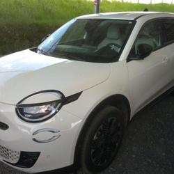 Fiat 600 1.2 Hybrid - 110 - BV DCT La Prima Rennes