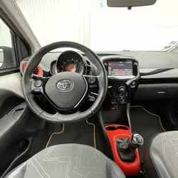 Toyota Aygo 1.0 VVT-I 72CH X-TREND 5P occasion - Saint-Lumine-de-Clisson - photo 2/12