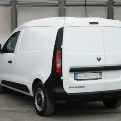 Renault Express 1.3 TCE 100CH CONFORT 22 Ro&eacute;z&eacute;-sur-Sarthe