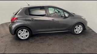 Peugeot 208  - Signature - photo 4