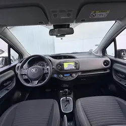 Toyota Yaris 100H FRANCE BUSINESS 5P RC19 occasion - Saint-Lumine-de-Clisson - photo 2/20