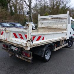Nissan Cabstar CHASSIS CABINE 35-13 B6 3500 L2 BENNE BASCULANTE Mont&eacute;vrain