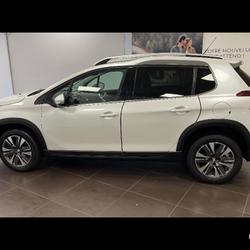 Peugeot 2008 2008 BUSINESS 2008 BLUEHDI 100CH S&S BVM6 ALLURE B Corbeil-Essonnes