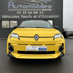 Autres Renault E-TECH ELECTRIQUE 150CH ICONIC CINQ AUTONOMIE CONFORT Saint-Georges-des-Groseillers