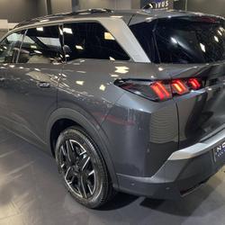 Peugeot 5008 PEUGEOT 5008 HYBRIDE 145 ALLURE DCS-6 Vert-Saint-Denis