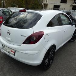 Opel Corsa 1.4 TURBO 120CH COLOR EDITION START&STOP 3P Mont&eacute;vrain