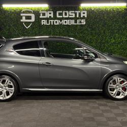 Peugeot 208 GTI 1.6 TURBO 200 Cv TOIT PANORAMIQUE / ORIGINE FRANCE ECRAN GPS - GARANTIE 1 AN Taverny