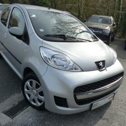 Peugeot 107 1.0 12V TRENDY 2-TRONIC 5P Mont&eacute;vrain