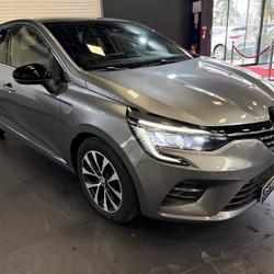 Renault Clio 5 RENAULT CLIO 5 TCE 90 TECHNO Vert-Saint-Denis