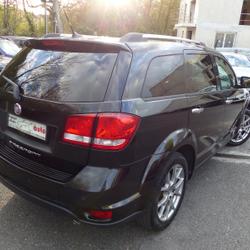 Fiat Freemont 2.0 MULTIJET 16V 170CH LOUNGE AWD BVA Mont&eacute;vrain