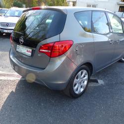Opel Meriva 1.7 CDTI100 FAP COSMO BA Mont&eacute;vrain