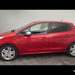 Peugeot 208 208 PURETECH 82CH S&S BVM5 SIGNATURE Brie-Comte-Robert