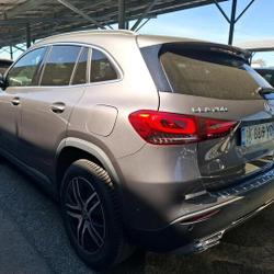 Mercedes GLA 200 163CH BUSINESS LINE 7G-DCT Mont&eacute;vrain