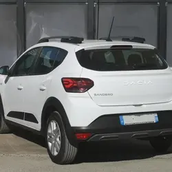 Dacia Sandero 1.0 TCE 90CH STEPWAY EXPRESSION Ro&eacute;z&eacute;-sur-Sarthe