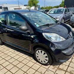 Peugeot 107 1.0E 12V 68 ch URBAN Nouvoitou