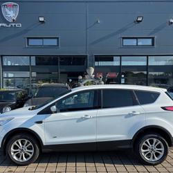 Ford Kuga 2.0 TDCI 180 TITANIUM POWERSHIFT 4X4 Nouvoitou