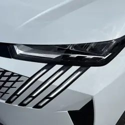 Peugeot 5008 HYBRID 145CH ALLURE E-DCS6 M&eacute;rignac