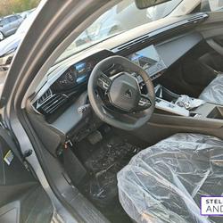 Peugeot 308 III Phase 1 hybrid 145 e-dcs6 Style Wattrelos