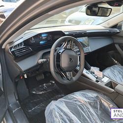 Peugeot 308 SW Phase 2 sw hybrid 145 e-dcs6 Style Wattrelos