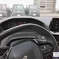 Peugeot 2008 electrique 136 ch Allure Wattrelos