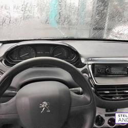 Peugeot 208 puretech 68ch bvm5 Like Wattrelos