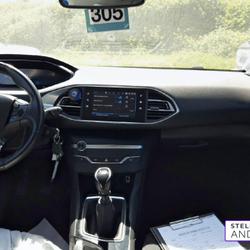 Peugeot 308 II Phase 2 puretech 110ch s&s bvm6 Style Wattrelos