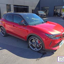 Alfa Romeo Junior elettrica 280 ch Veloce Wattrelos