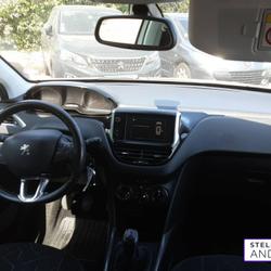 Peugeot 2008 1.2 puretech 82ch bvm5 Style Wattrelos