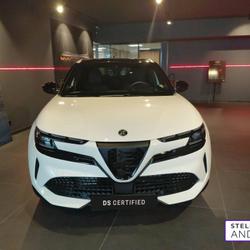 Alfa Romeo Junior 1.2 ibrida 145 ch e-dct6 Speciale Wattrelos