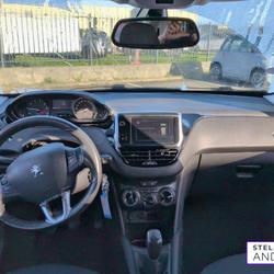 Peugeot 208 puretech 82ch s&s bvm5 Signature occasion - Wattrelos - photo 2/19