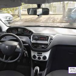 Peugeot 208 1.2 puretech 68ch bvm5 Like occasion - Wattrelos - photo 2/19