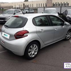 Peugeot 208 puretech 68ch bvm5 Like occasion - Wattrelos - photo 3/20