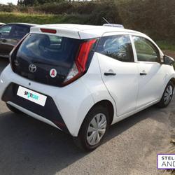 Toyota Aygo 1.0 vvt-i X-play occasion - Wattrelos - photo 3/20