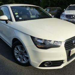 Audi A1 1.6 TDI 90CH FAP AMBITION Mont&eacute;vrain