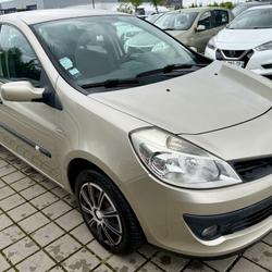 Renault Clio 3 CONFORT DYNAMIQUE 1.4 16V Nouvoitou