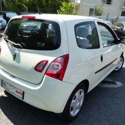 Renault Twingo 2 1.2 LEV 16V 75CH EXPRESSION ECO&sup2; Mont&eacute;vrain