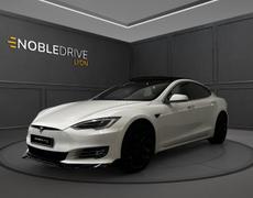 Tesla Model S Limas