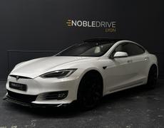 Tesla Model S Limas