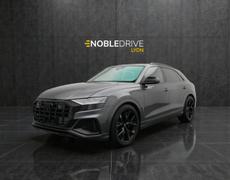 Audi Q8 Limas