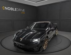 Porsche Taycan Limas