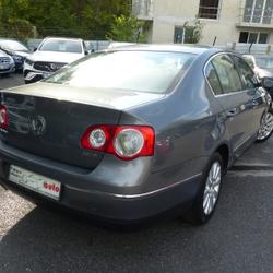 Volkswagen Passat 2.0 FSI 150CH CONFORTLINE occasion - Mont&eacute;vrain - photo 2/29