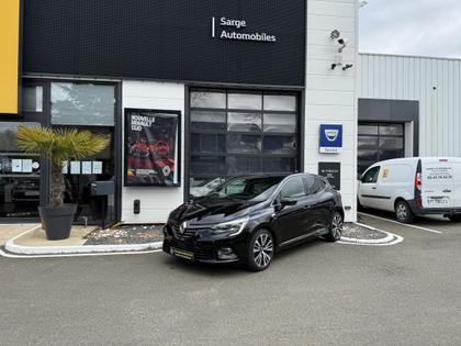Renault Clio - Initiale Paris Blue dCi 115 - 17 995 €