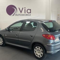 Peugeot 206 1.4e 75ch Generation - PREMIERE MAIN Alen&ccedil;on