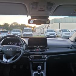 Hyundai i30 1.6 CRDi 115 BVM6 Business R&eacute;den&eacute;