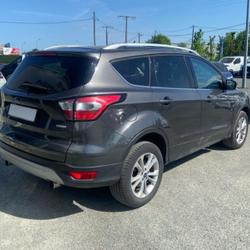Ford Kuga 1.5 EcoBoost 120ch Stop&Start Titanium 4x2 Saint-Laurent-des-Vignes