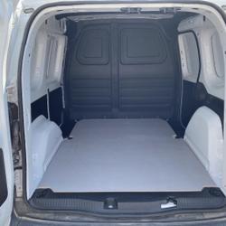 Renault Kangoo L1 1.5 Blue dCi 115ch S&eacute;same Advance auto -25 Saint-Laurent-des-Vignes