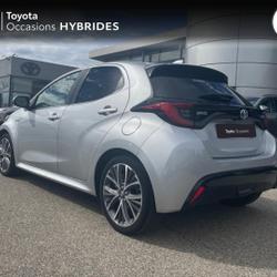Toyota Yaris 116h Iconic 5p MY22 occasion - Avignon - photo 2/25