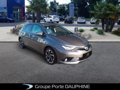 Toyota Auris - HSD 136h Design - 17 500 €