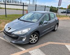 Peugeot 308 Phase 1 Montévrain