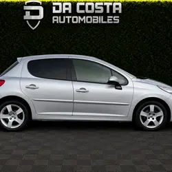 Peugeot 207 PHASE 2 FELINE 1.6 HDI 92 Cv TOIT PANORAMIQUE / 5 PORTES - BIEN LIRE L ANNONCE Taverny